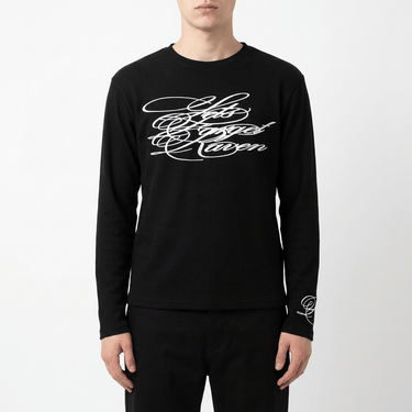 DARK RETRIT CLOUD Long Sleeve - on model